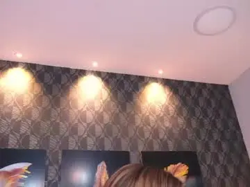 Sharomross  live sex cam