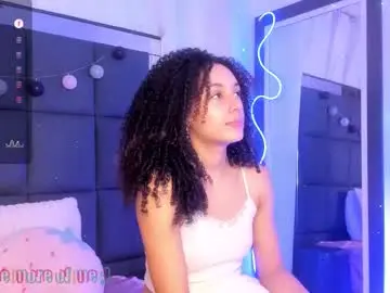 Sweetcurly1  live sex cam