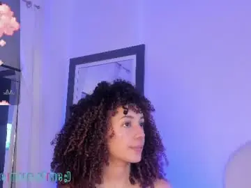 Sweetcurly1  live sex cam