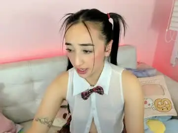 Tiny_cora  live sex cam