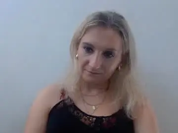 Violettamature  live sex cam