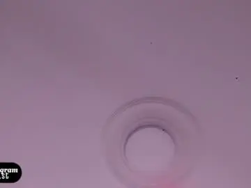 Avy_cb  live sex cam
