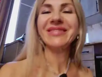 Belloraa  live sex cam