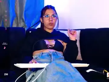 Domina_lia  live sex cam