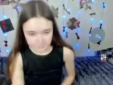 Elina_x  live sex cam