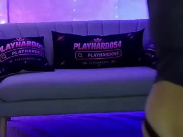 Emily054  live sex cam