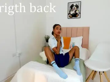 Emmy_barneettt  live sex cam