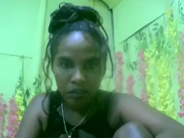 Joyce583524  live sex cam