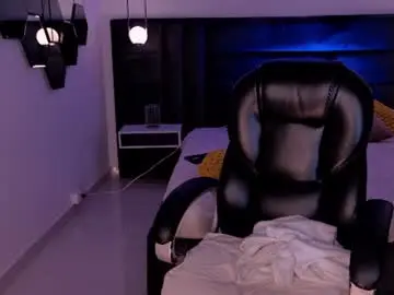 Juliettemoreaux  live sex cam