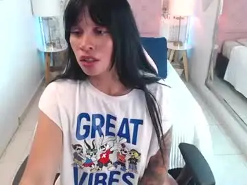 Martina_cruzz  live sex cam
