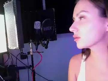 Milavocal  live sex cam