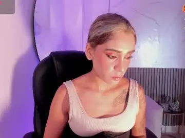 Nix_rave1  live sex cam
