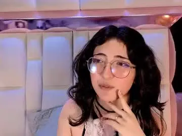 Saramartini2  live sex cam