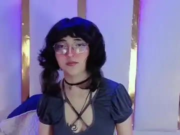 Saramartini2  live sex cam