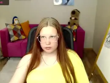 Sexyladyscheck  live sex cam