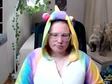 Sexyladyscheck  live sex cam