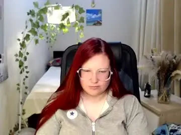 Sexyladyscheck  live sex cam