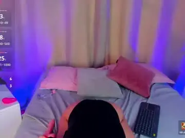 Zoe_rousee_  live sex cam