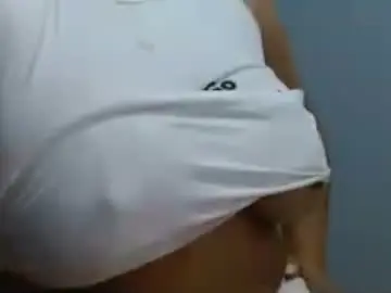 Ames9001  live sex cam