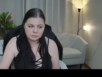 Britneyraine  live sex cam