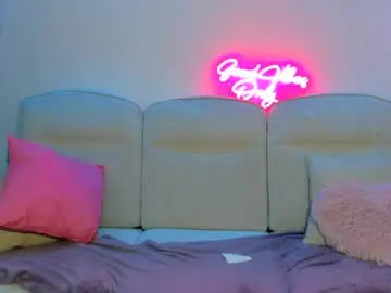 Cassy_foxy  live sex cam