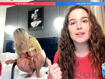 Crazypaty  live sex cam