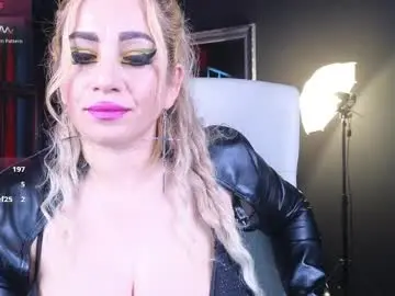 Julya_parker  live sex cam