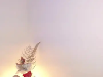 Lau_24  live sex cam