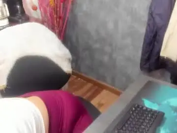 Natasha_fox_bms  live sex cam