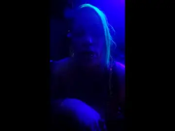 Neongoddess666  live sex cam