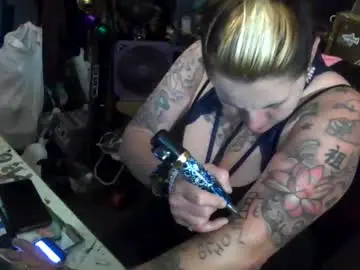Reallyredrum69th  live sex cam