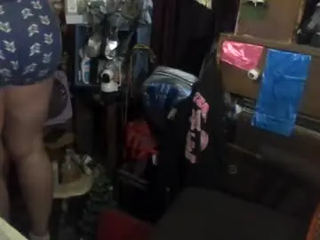 Reallyredrum69th  live sex cam