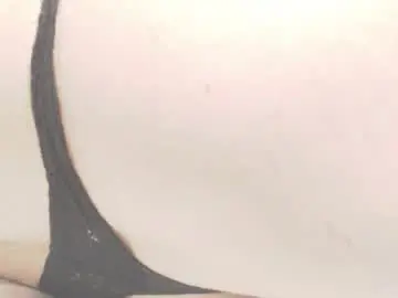 Xxiisshi  live sex cam