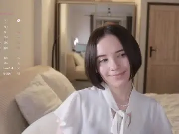 _female_essence_  live sex cam