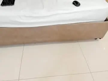 Alma_secret  live sex cam
