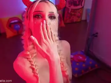 Bunnydollstella  live sex cam