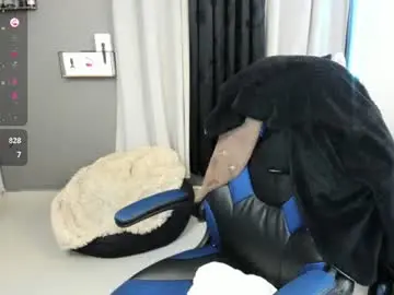 Charlott__v  live sex cam