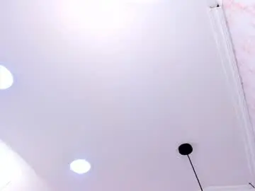 Dolls_antonella  live sex cam