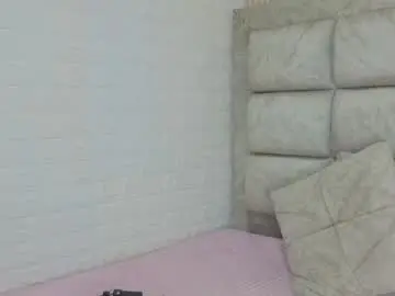 Gigirose_  live sex cam