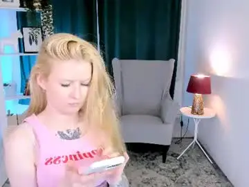 Laly_peach  live sex cam