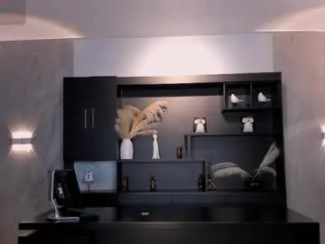 Milacoleman  live sex cam