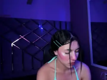 Poly_sasha_  live sex cam