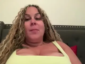 Bigbreastsabrina  live sex cam
