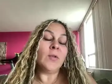 Bigbreastsabrina  live sex cam