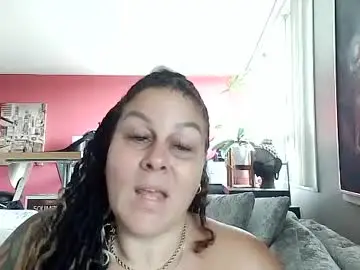 Bigbreastsabrina  live sex cam