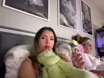 Brenicole01  live sex cam