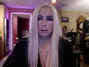 Danikawhite69  live sex cam