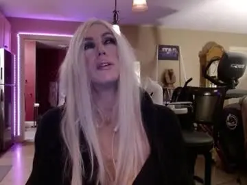 Danikawhite69  live sex cam