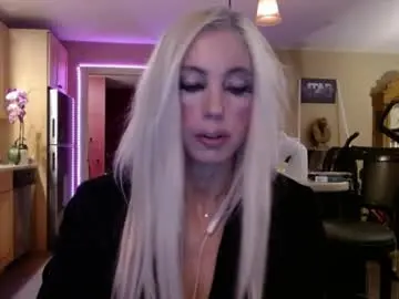 Danikawhite69  live sex cam