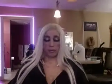Danikawhite69  live sex cam